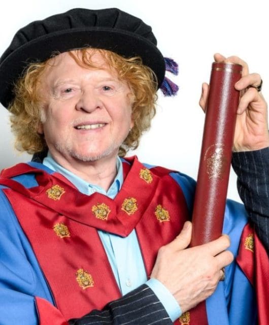 Mick Hucknall awarded honorary degree from Manchester Metropolitan University